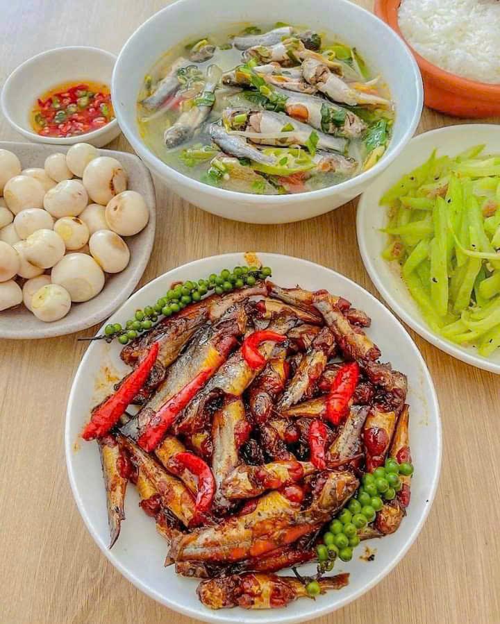 Giúp việc nhà theo giờ chuẩn bị bữa cơm chiều, lau dọn nhà cửa gọn gàng