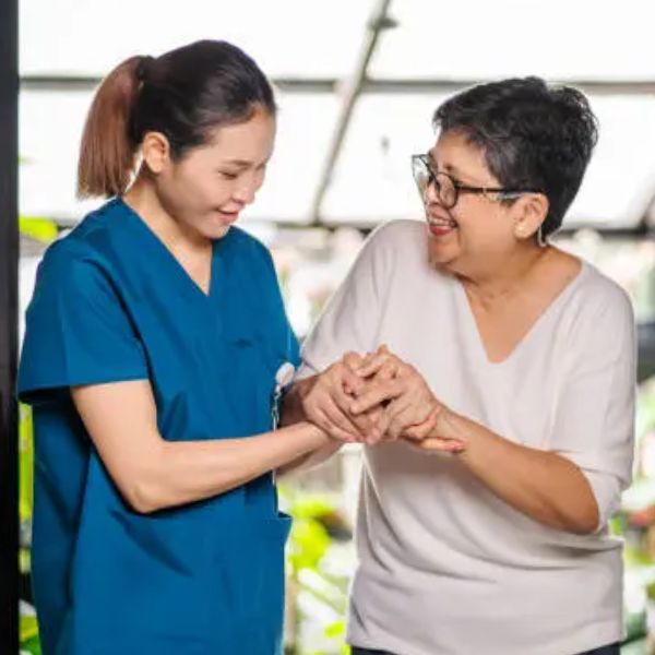 Dịch vụ nuôi bệnh tại bệnh viện hỗ trợ chăm sóc người bệnh